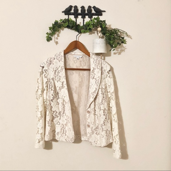 🔥SOLD ON MERCARI🔥 Cotton Lace Blazer CAbi - Cottagecore Academia Spring - Picture 3 of 9